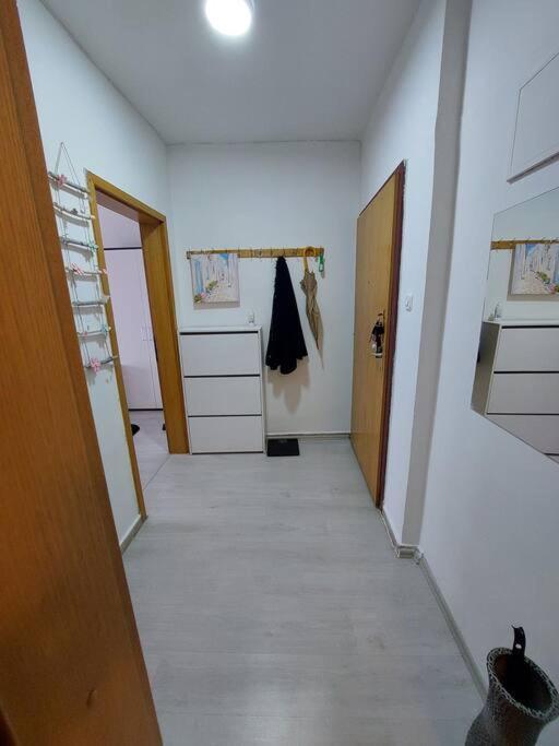 סקופיה City Center Chic, Urban Apartment מראה חיצוני תמונה