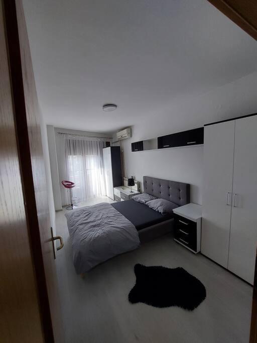 סקופיה City Center Chic, Urban Apartment מראה חיצוני תמונה